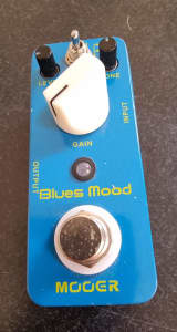 Mooer blue mood guitar pedal