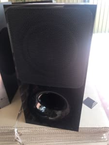 Subwoofer and speaker Sony HT 800 / JVC good condition $50