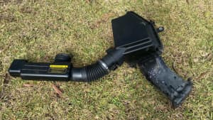 Genuine Holden VE Commodore V6 Air Intake Box and Piping
