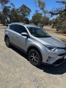 2017 TOYOTA RAV4 GXL (2WD) CONTINUOUS VARIABLE 4D WAGON