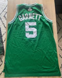 NBA Boston Celtics Kevin Garnett #5 Youth Replica Alternate Jersey, Green,  Medium : : Fashion