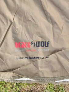 Camping Black Wolf Base Camp Fly 300in carry bag