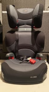 Britax - Safe and Sound. Hi-Liner toddler safety chair. Must go. 
