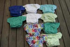 Cloth nappies(hippybottomus, bare & boho, Bumgenius) and cotton wipes