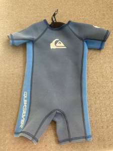 Quicksilver size 2T wetsuit