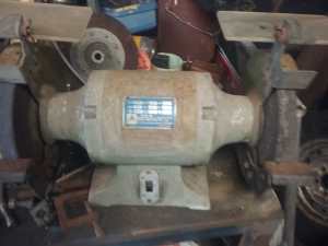 Bench grinder 200mm (750w) gc