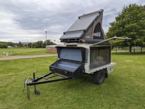 Forsale camper trailer/ builders trailer