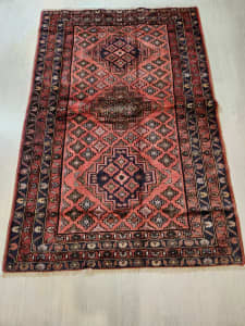 Persian handmade soft wool Hamedan rug 200×130 cm No: 223