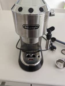 DeLonghi Dedica Pump Coffee Machine Stainless Steel EC685M