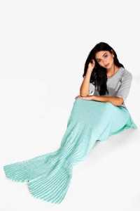 Boohoo Mermaid Tail Blanket - $10.00