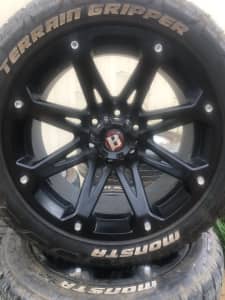 20 inch wheels and tyres off Toyota Hilux