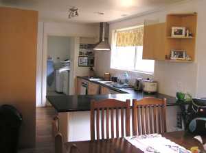 3 or 4 bed house available, furnished or unfurnished