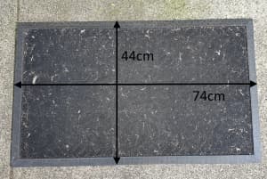 CHEAP Black 44x74cm door mat, working, CLAYTON pickup