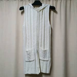 YT white sweater dress with hood size 8