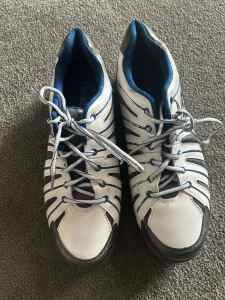 Indoor bowling shoes Mens UK 11