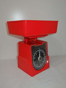 Retro Kitchen Bench Top Scales in Fire Engine Red