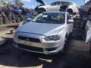 BEST Price  for Mitsubishi unwanted scrap wrecking cars