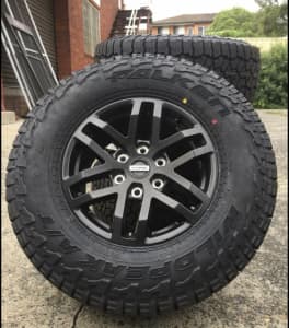 Ford raptor wheels with 285/70/17 falken all terrain Tyre