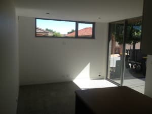 ONE BEDROOM STUDIO UNIT- SELF CONTAINED AND FULLY FURNISED