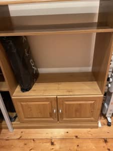 Free tv cabinet in good condition