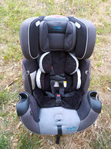 Airline allowed - EVENFLO Platinum Series Baby Car Seat SICT INSOFIX