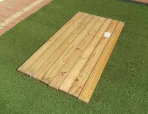 Pine Timber 8 x Boards 1340mm (L) x 88mm (W) x 20mm (D)