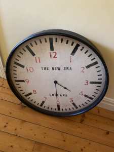 Giant The New Era England Clock