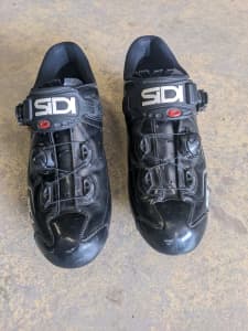SIDI Carbon road shoe