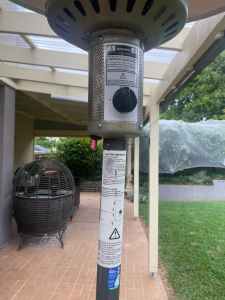 Outdoor patio gas heater