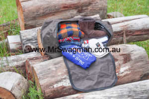Mr Swagman canvas lugage bag