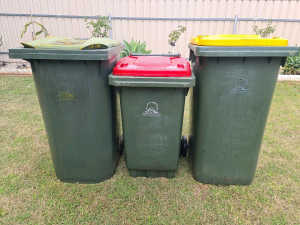 3 WILLING BIN - GREAT FOR STORAGE/OTHERS ( read the add first ) !!!.