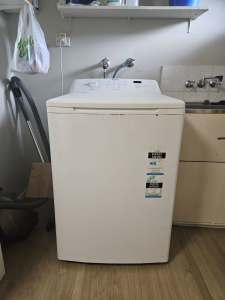 Simpson Eziset 7.5kg washing machine