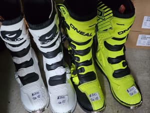 New Oneal mens motocross boots $180 only in Fluro sz 15 only-Myaree