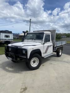 1997 LAND ROVER DEFENDER 130 AUTOMATIC 4x4 C/CHAS, 3 seats