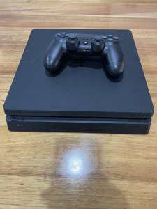 PS4 8 Games & Controller