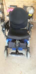 Quickie Pulse 6 Power wheelchair