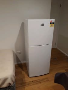 Refrigerator, Kelvinator, 230 litres