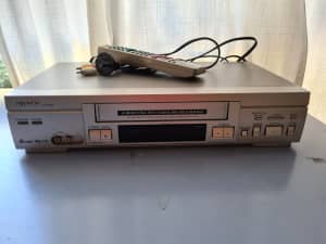 Vintage Sharp VC- A490 4 Head Long Play VHS HQ Video Player Works