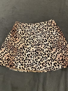 Girls Leopard Print Skirt Sz 8
