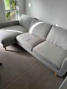 Wanted: 3 seater fabric lounge with left chase