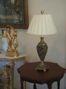 desc lamp old vintage shape
