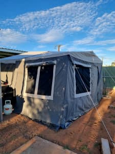 MARS Vanguard forward fold hard floor camping trailer 4 sale.