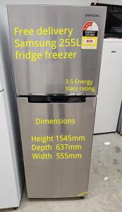 Free delivery Samsung 255L fridge freezer 3.5 Energy stars Works fine