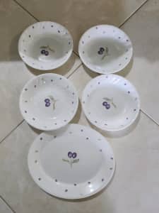 Corelle for sale $15 for all