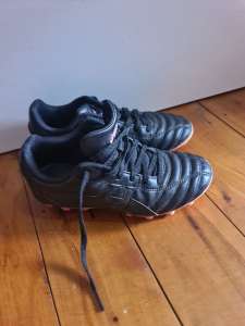 Asics black soccer boots