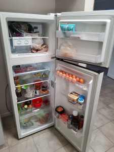 LG top mount fridge / freezer