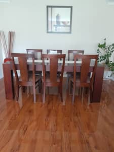 DINING SET WITH 6 CHAIRS