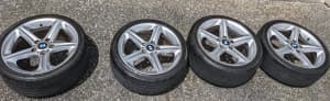 18 inch Genuine BMW wheels 1 series/ 135i with runflate tyres