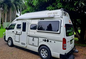 Toyota Hiace SLWB Turbo Diesel with External pods