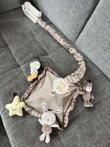 Baby cot musical mobile